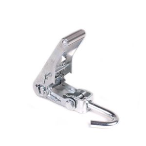 Ratel 35MM/3T RH 150MM + draaibare haak gemonteerd